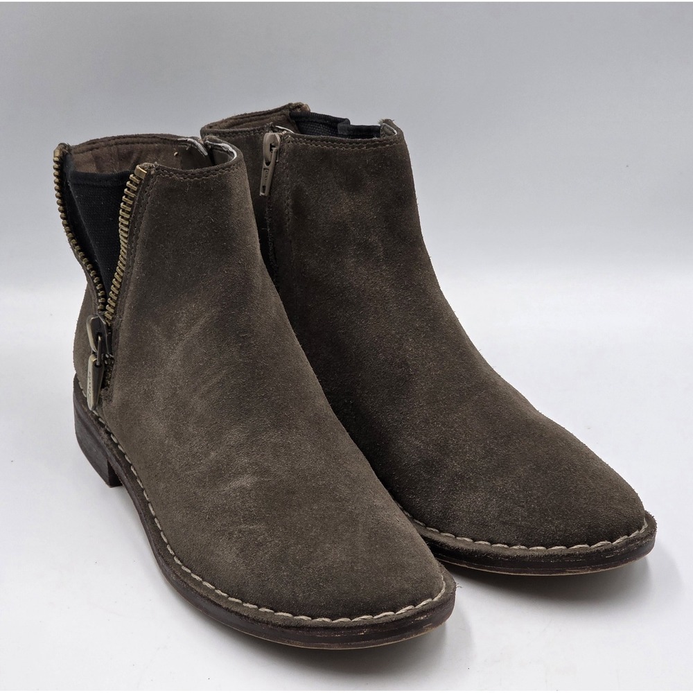 Clarks Womens Cabaret Ruby Suede Ankle Boots 7.5 Taupe Dual Zip Cushion Soft